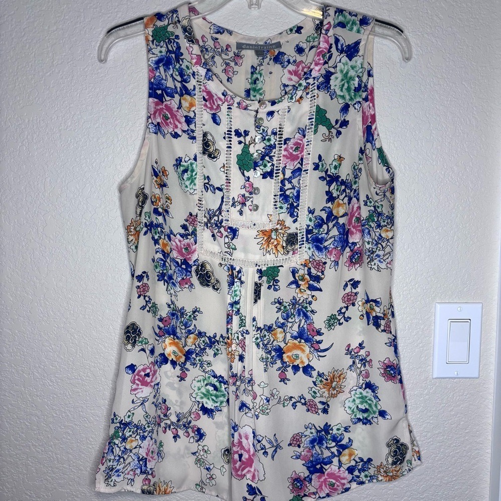 Daniel Rainn Floral Sleeveless Tank Top Ivory Multicolor Blouse M